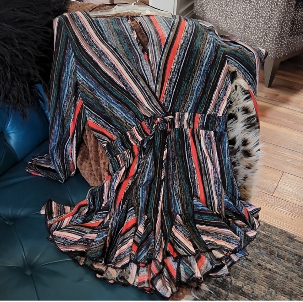 Luxxel Striped Ruffle Romper - Picture 8 of 11